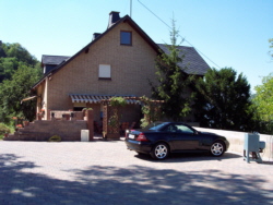 Parkm&ouml;glichkeit direkt vor dem Haus